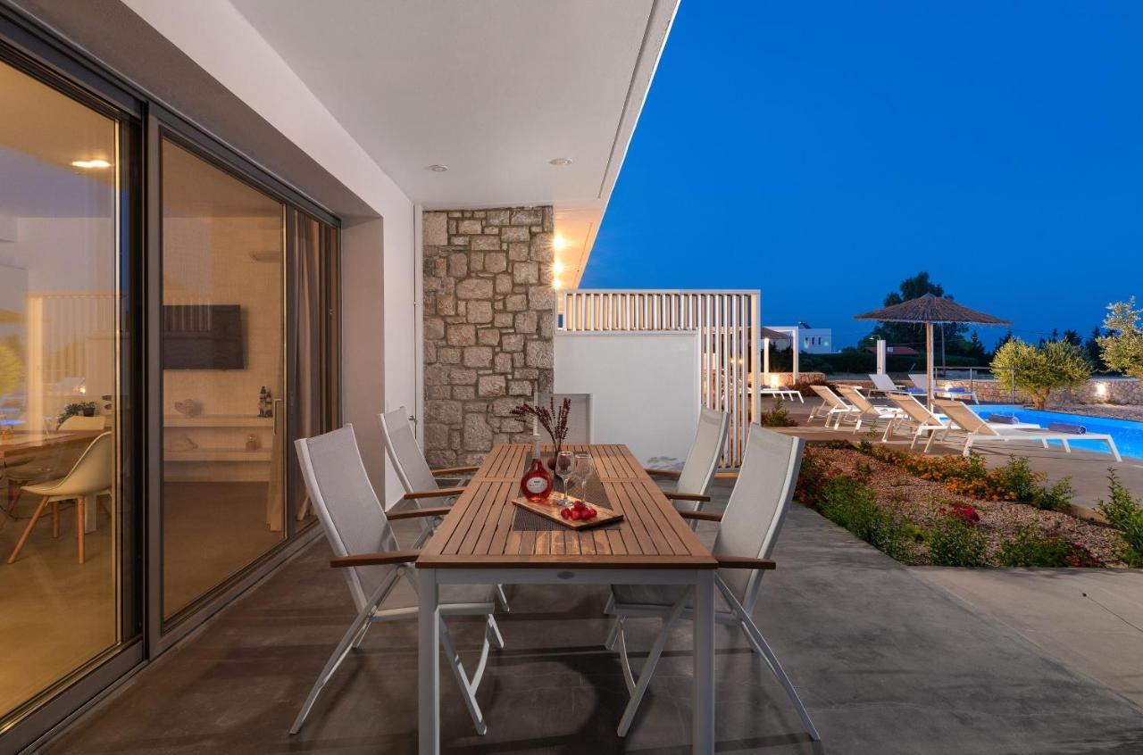Gennadi Harmony Suites - 200 M From The Sea 外观 照片