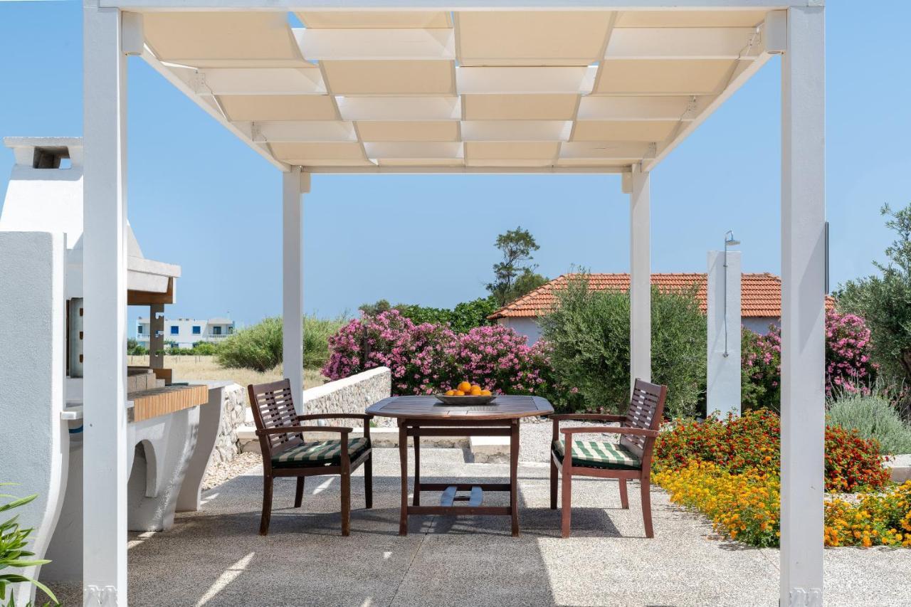 Gennadi Harmony Suites - 200 M From The Sea 外观 照片